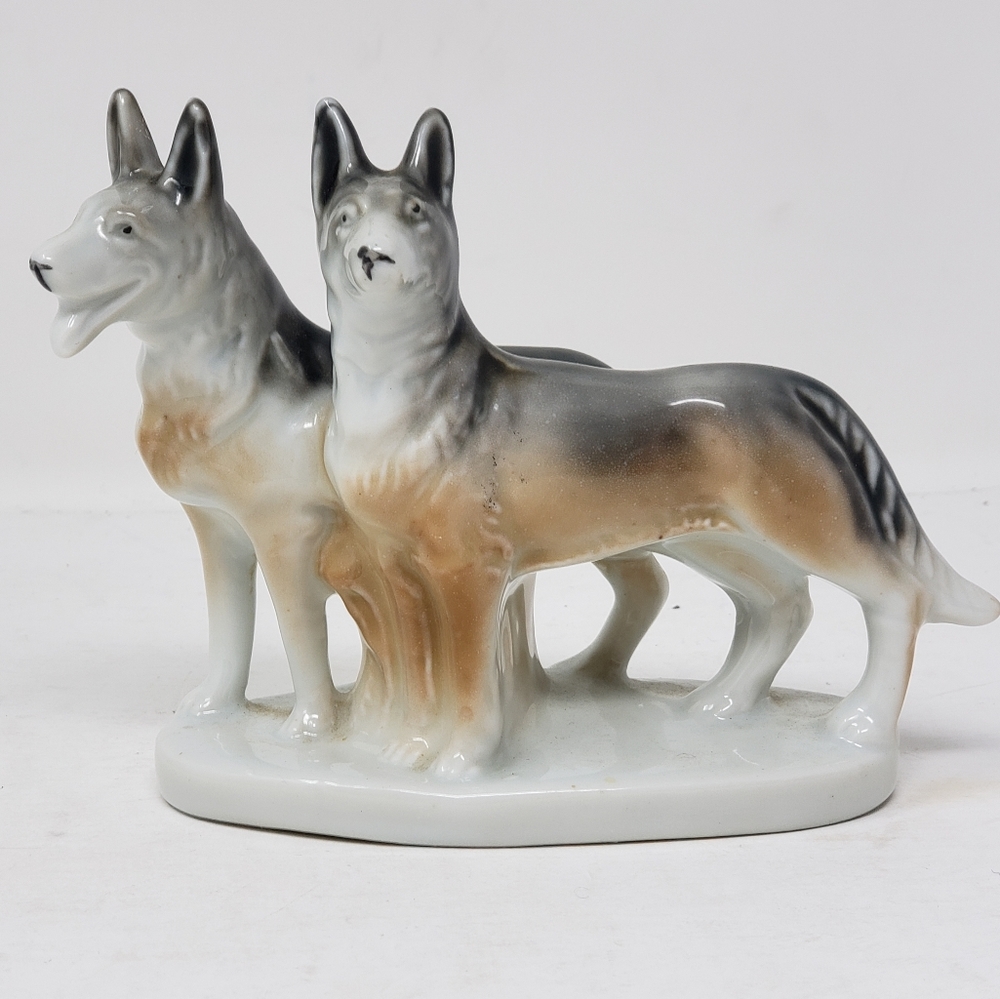 Vintage tri color collie pair figure (Japan)